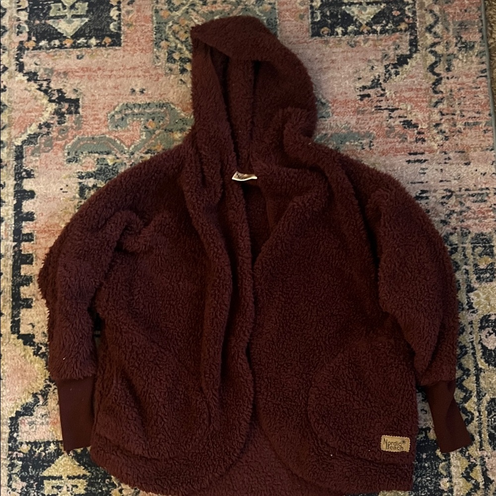 Nordic Beach Plush Burgundy Jacket Wrap HALI
